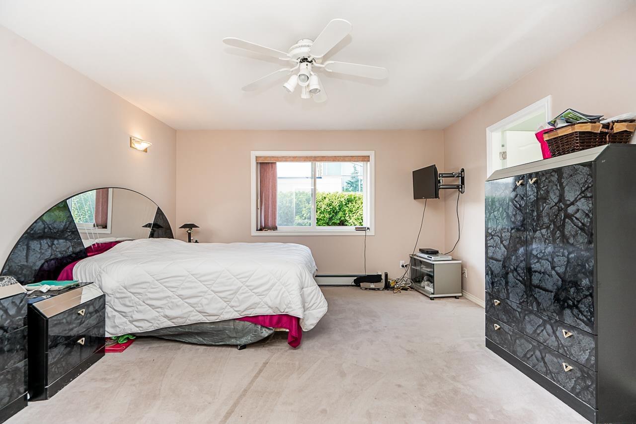 Photo 20 of 13003 74 Avenue, Surrey BC