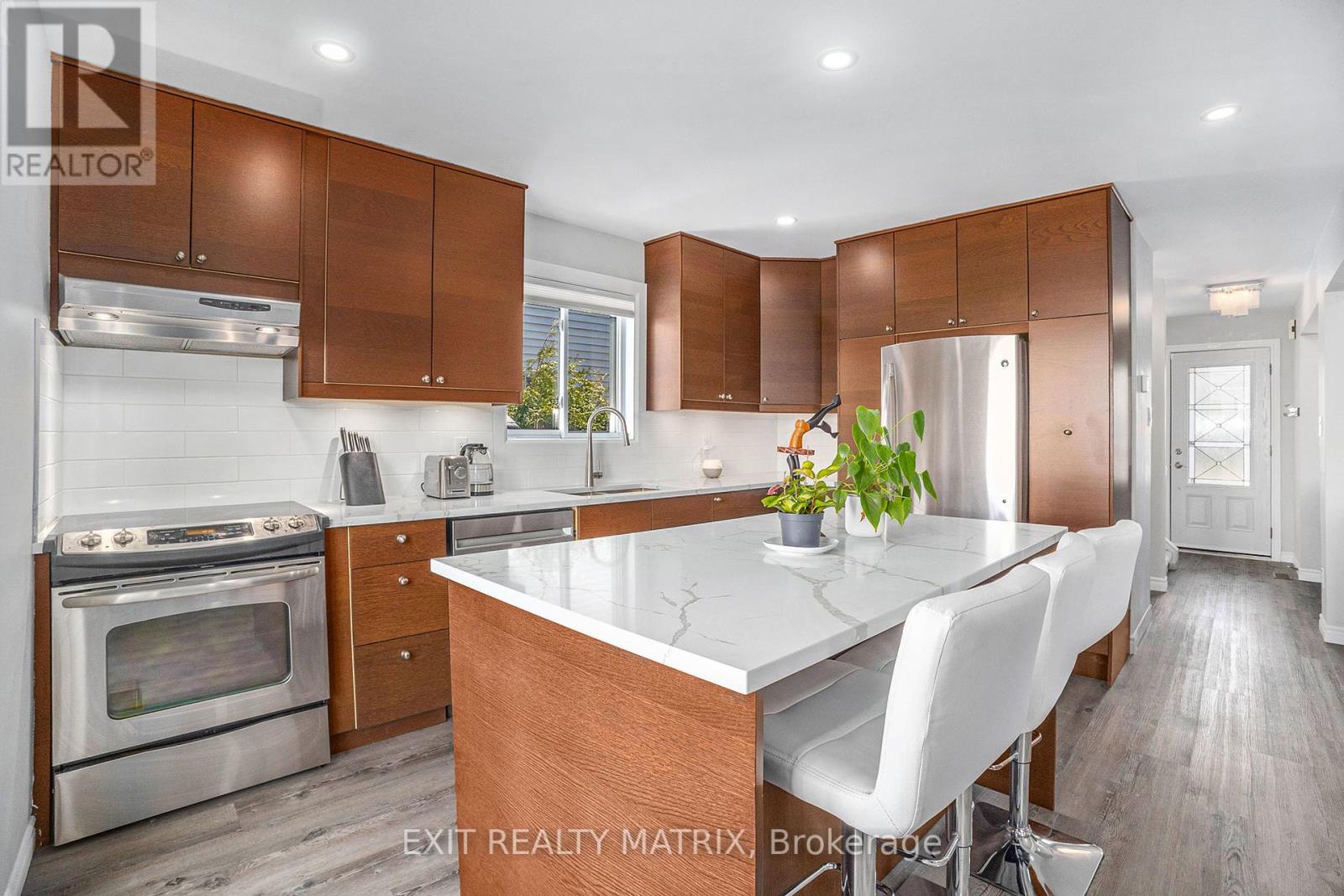 Photo 13 of 697 Levac Drive, Ottawa ON