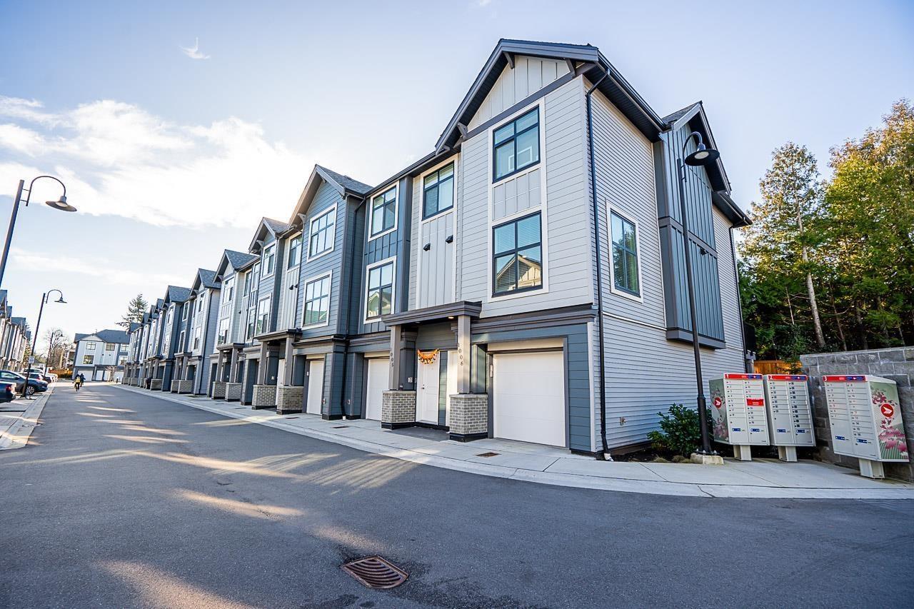 Photo 1 of 1006 2267 Mckenzie Road, Abbotsford BC
