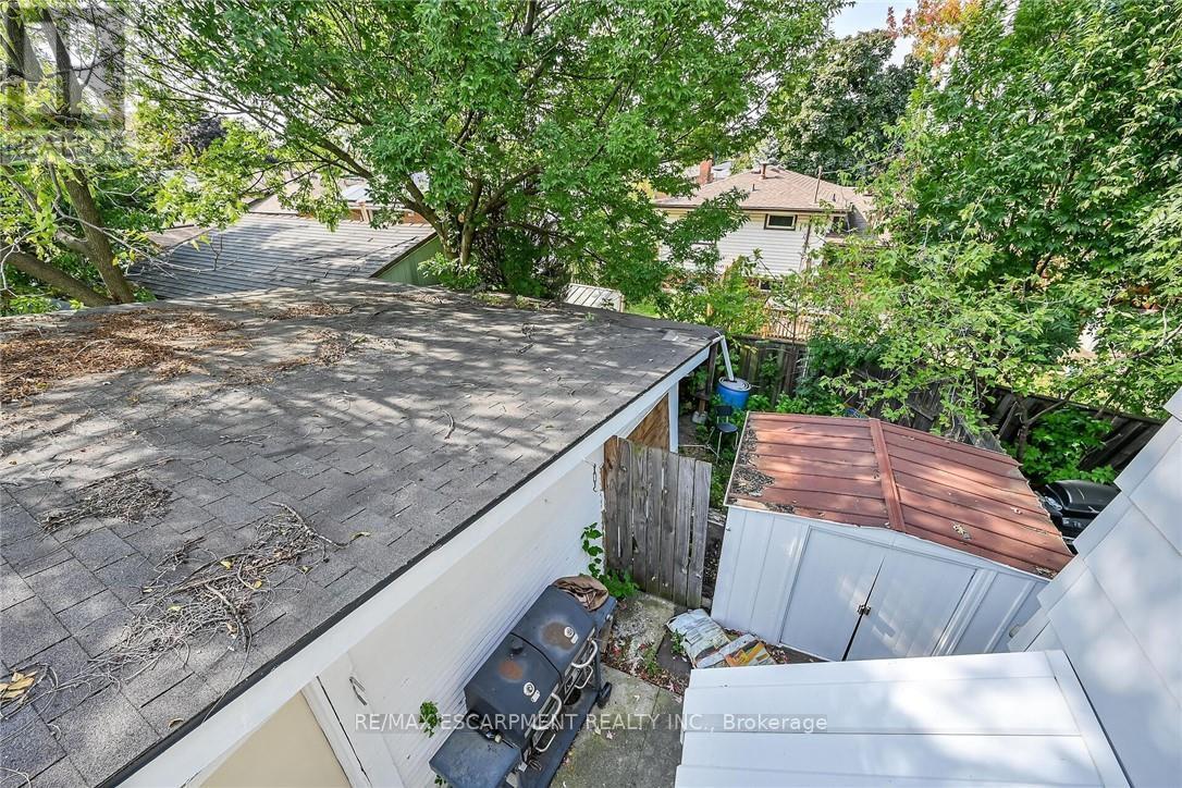 Photo 9 of 942 Upper Gage Avenue, Hamilton ON