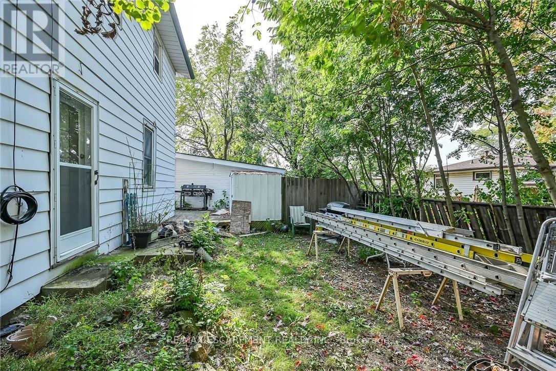 Photo 6 of 942 Upper Gage Avenue, Hamilton ON
