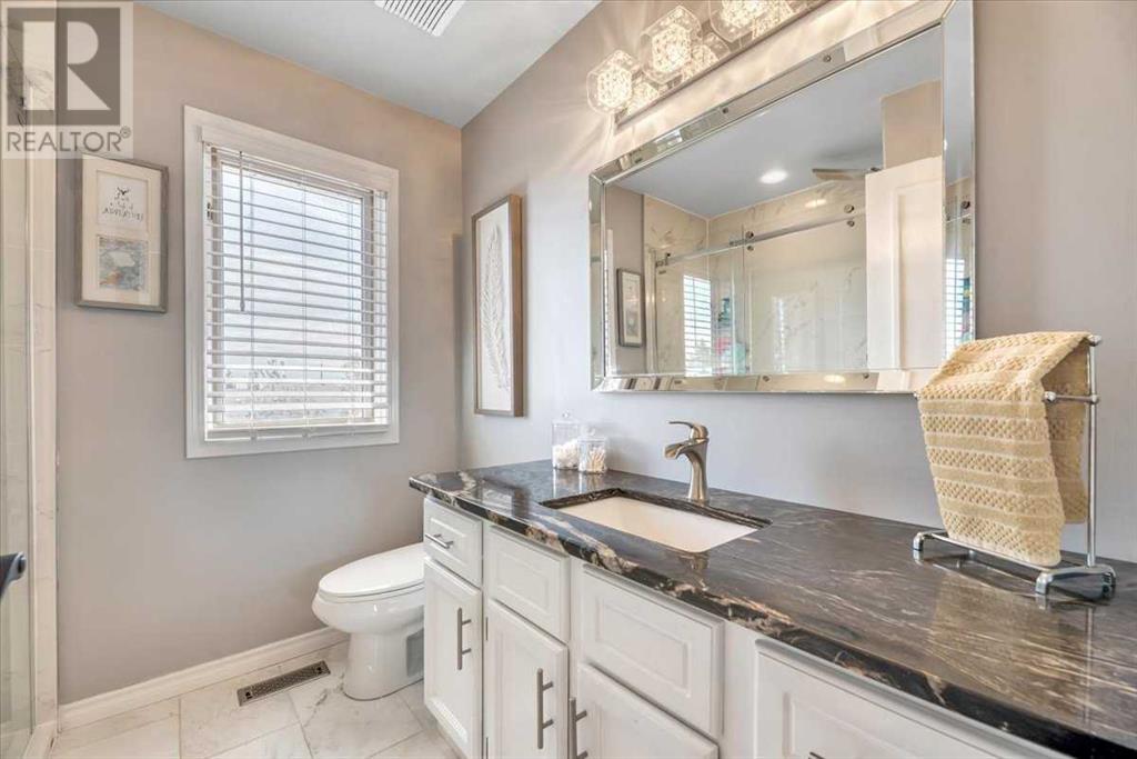 Single Family House for Sale in  Shannon Hill SW Shawnessy Calgary 
