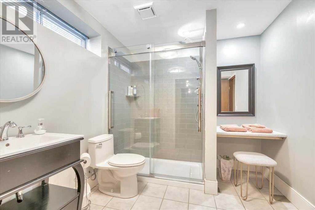 Single Family House for Sale in  Shannon Hill SW Shawnessy Calgary 