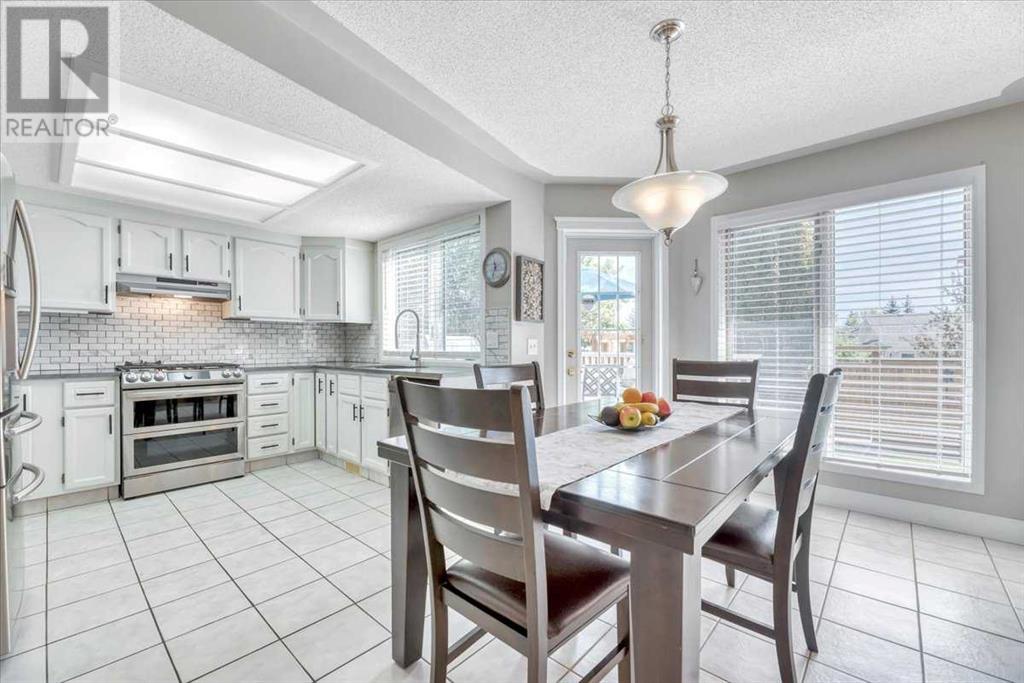Single Family House for Sale in  Shannon Hill SW Shawnessy Calgary 