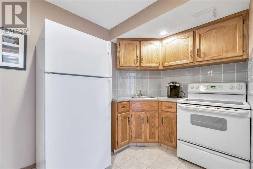 Single Family House for Sale in  Shannon Hill SW Shawnessy Calgary 