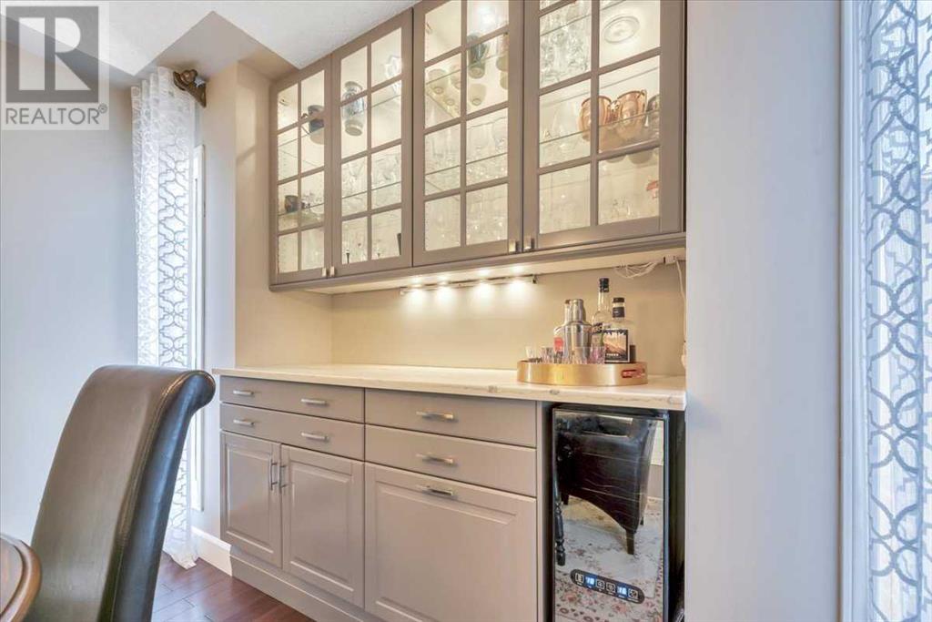 Single Family House for Sale in  Shannon Hill SW Shawnessy Calgary 