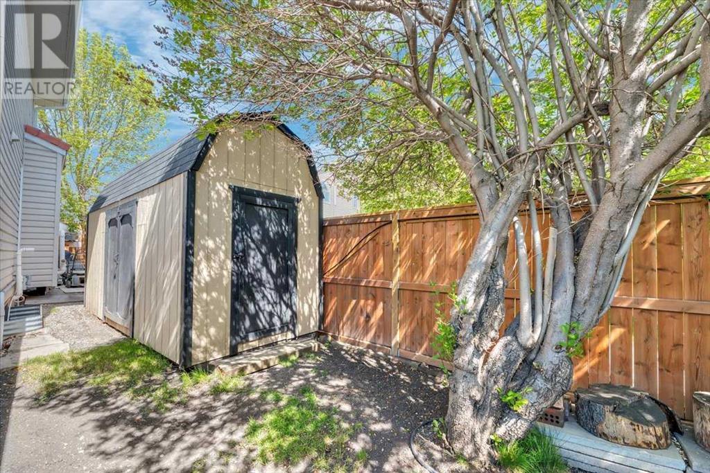 Single Family House for Sale in  Shannon Hill SW Shawnessy Calgary 