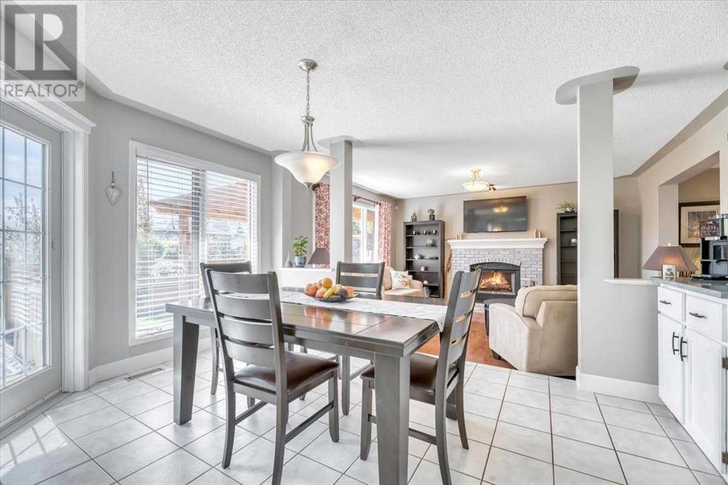 Single Family House for Sale in  Shannon Hill SW Shawnessy Calgary 