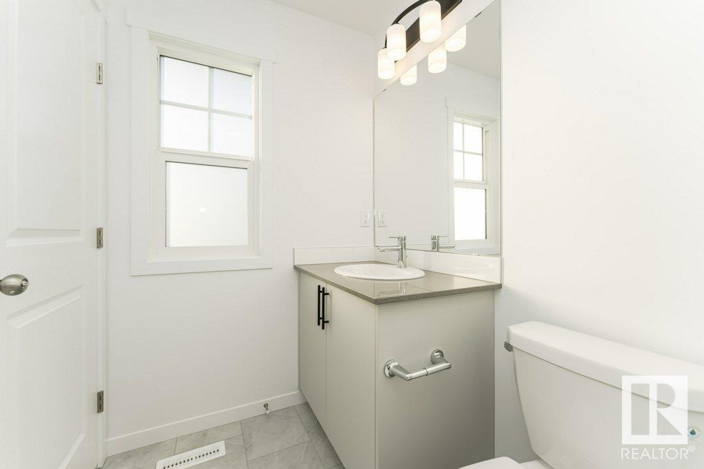 Photo 9 of 3957 Wren Lo Nw, Edmonton AB