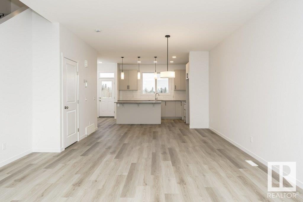 Photo 3 of 3957 Wren Lo Nw, Edmonton AB