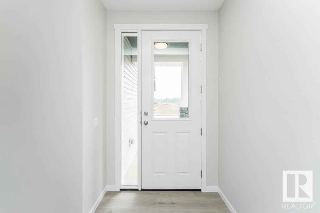 Photo 5 of 3945 Wren Lo Nw, Edmonton AB