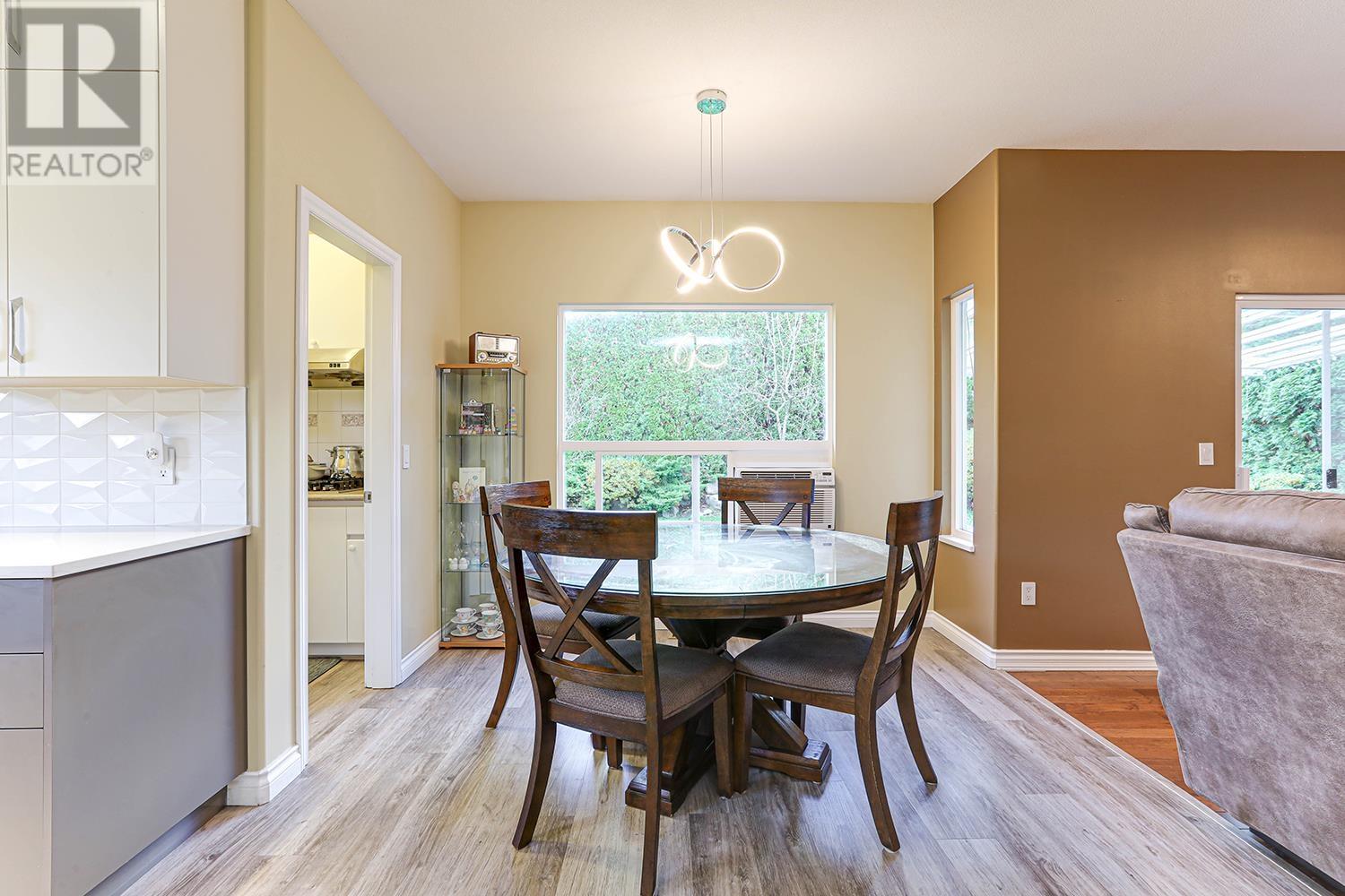 Photo 10 of 1501 Eagle Mountain Drive, Coquitlam BC