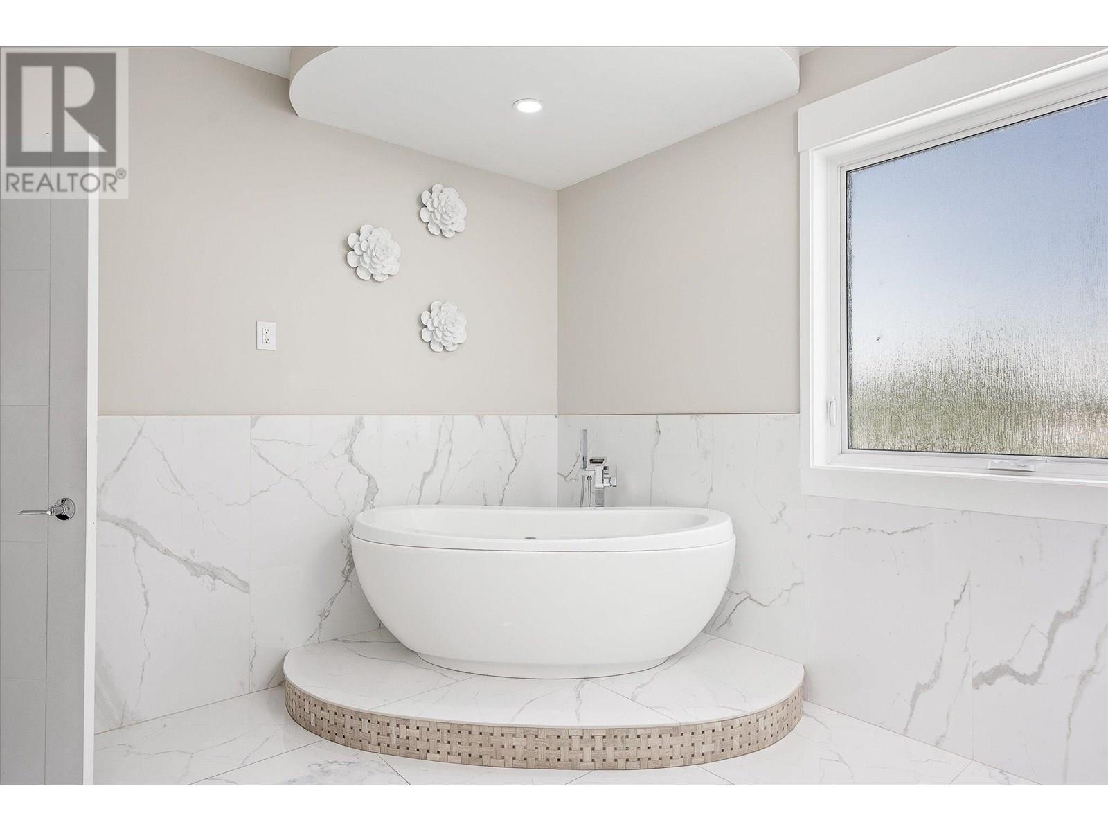  3666 Benvoulin Road, Kelowna