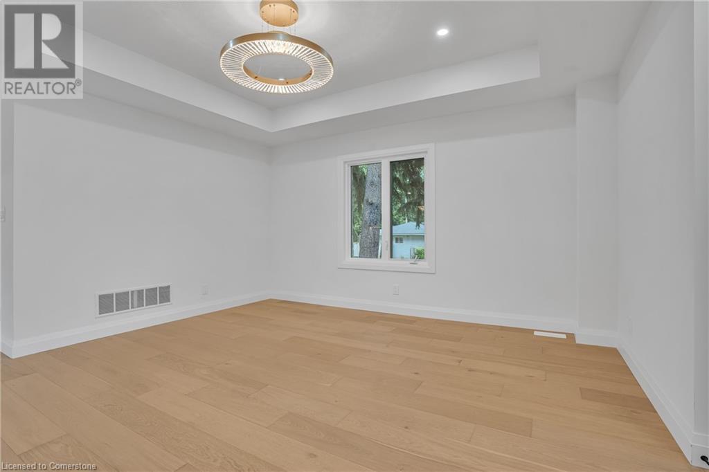 Photo 16 of 386 Southcote Road, Ancaster ON