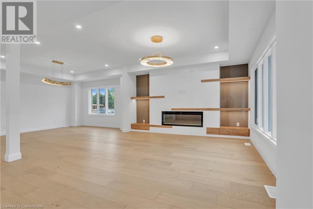 Photo 23 of 386 Southcote Road, Ancaster ON