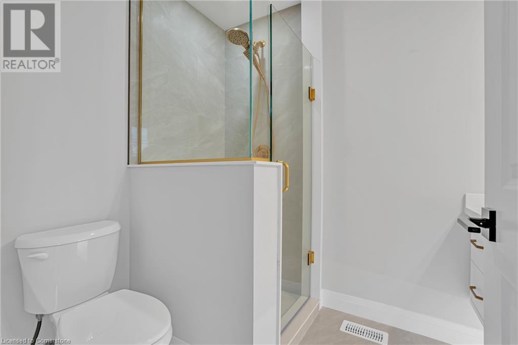 Photo 31 of 386 Southcote Road, Ancaster ON