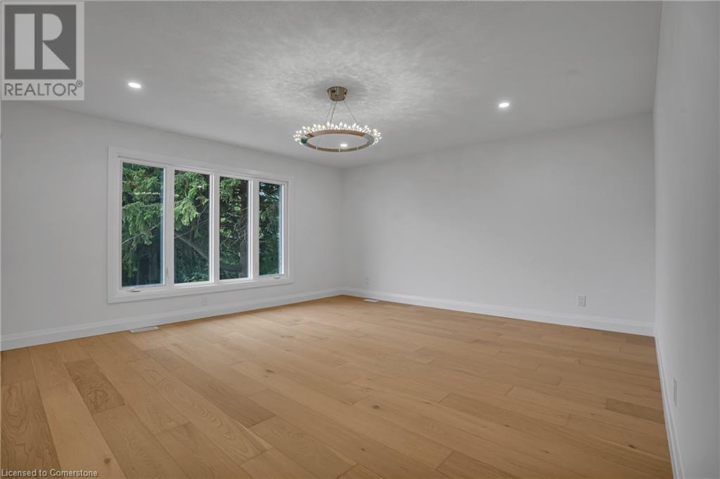 Photo 39 of 386 Southcote Road, Ancaster ON