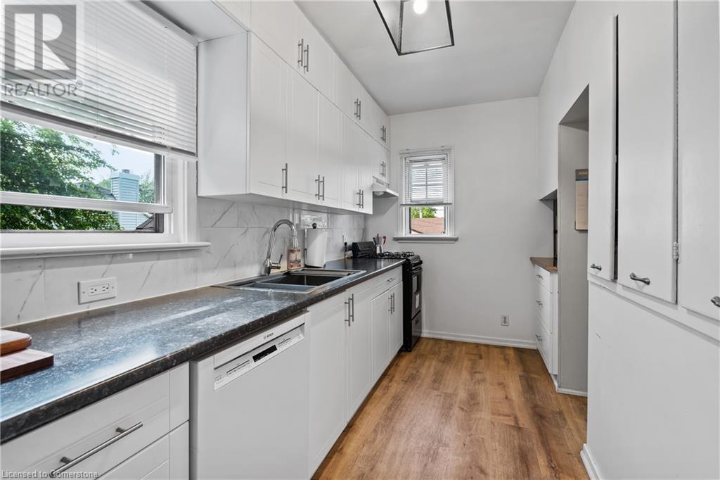 Photo 17 of 5368 Menzie Street, Niagara Falls ON