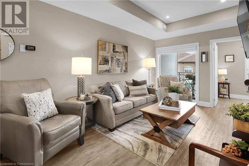 Photo 7 of 39 Robinson Street N Unit 4, Grimsby ON