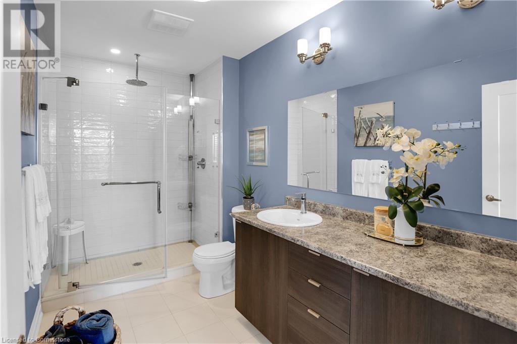 Photo 21 of 39 Robinson Street N Unit 4, Grimsby ON