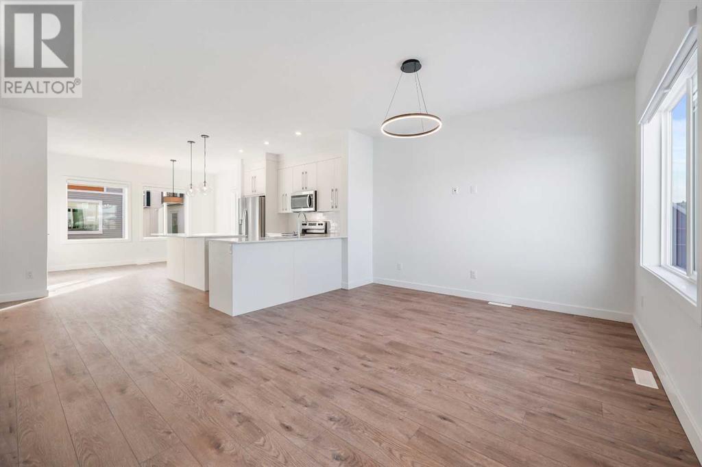Single Family House for Sale in  Creekstone Drive SW Pine Creek Calgary 