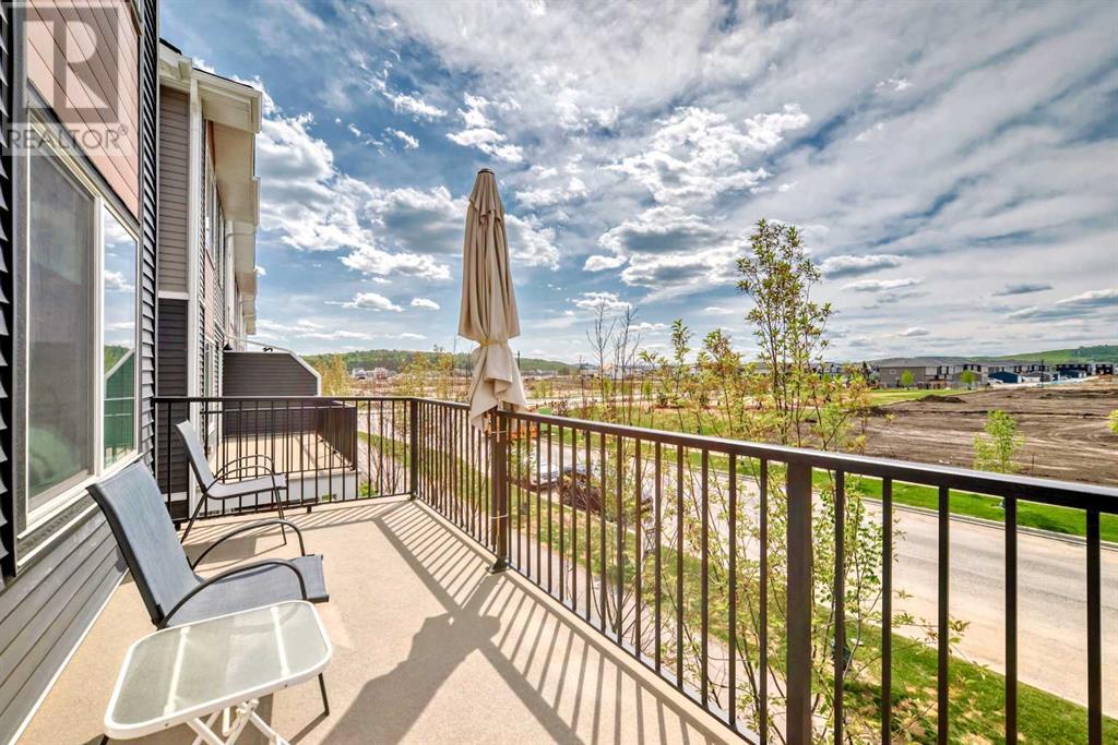 Single Family House for Sale in  Creekstone Drive SW Pine Creek Calgary 
