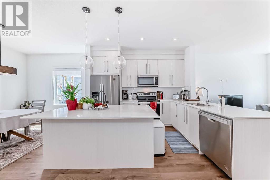 Single Family House for Sale in  Creekstone Drive SW Pine Creek Calgary 