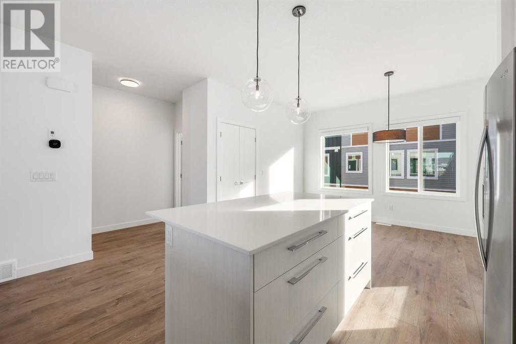 Single Family House for Sale in  Creekstone Drive SW Pine Creek Calgary 