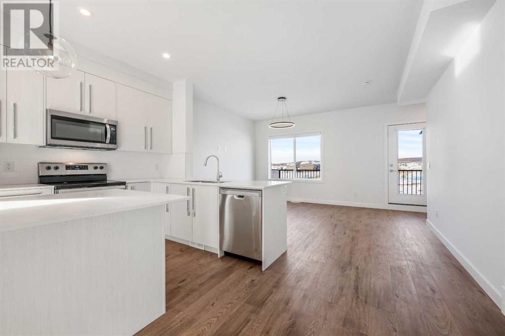 Single Family House for Sale in  Creekstone Drive SW Pine Creek Calgary 