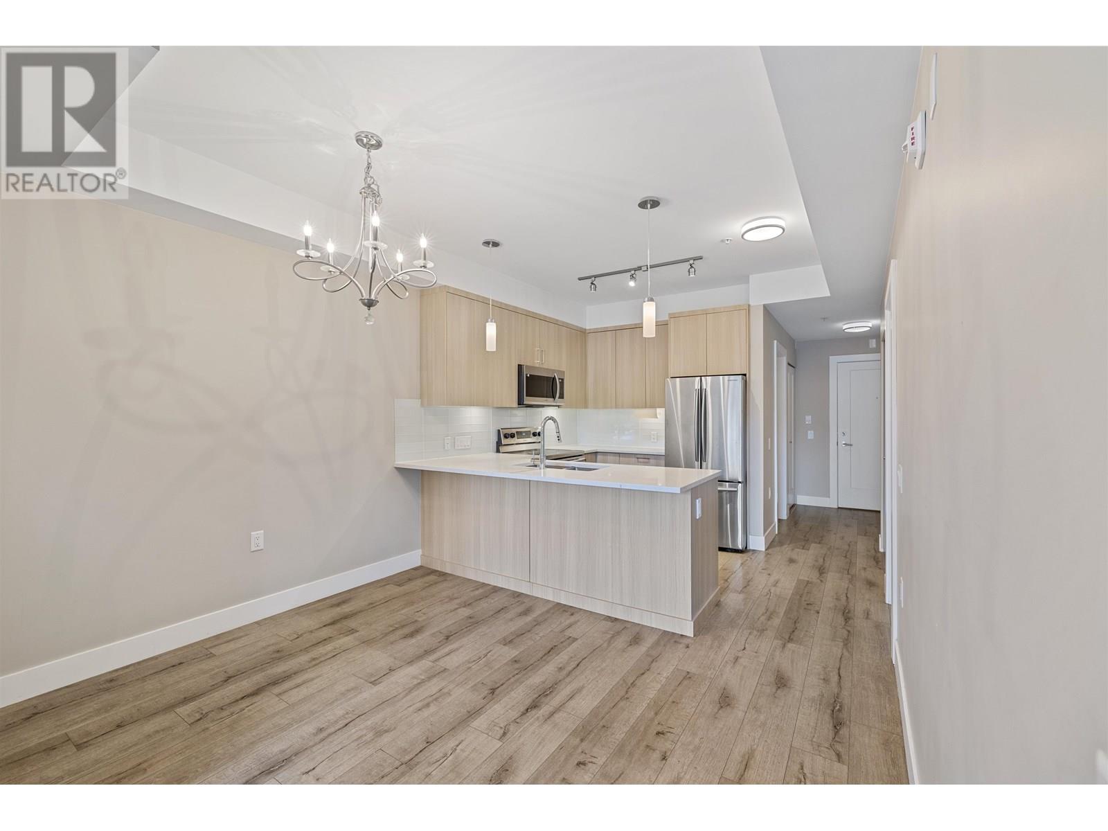 215 12460 191 STREET, Pitt Meadows real estate listing R2999513