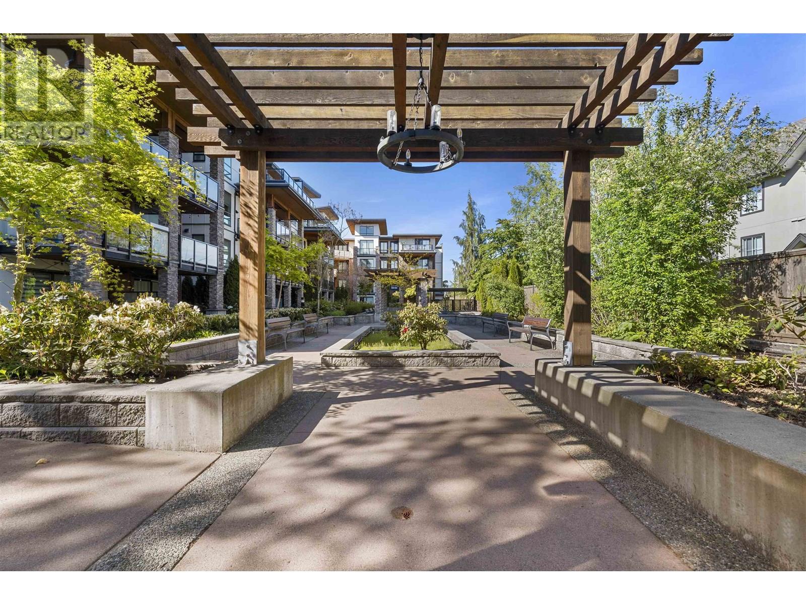 215 12460 191 STREET, Pitt Meadows real estate listing R2999513