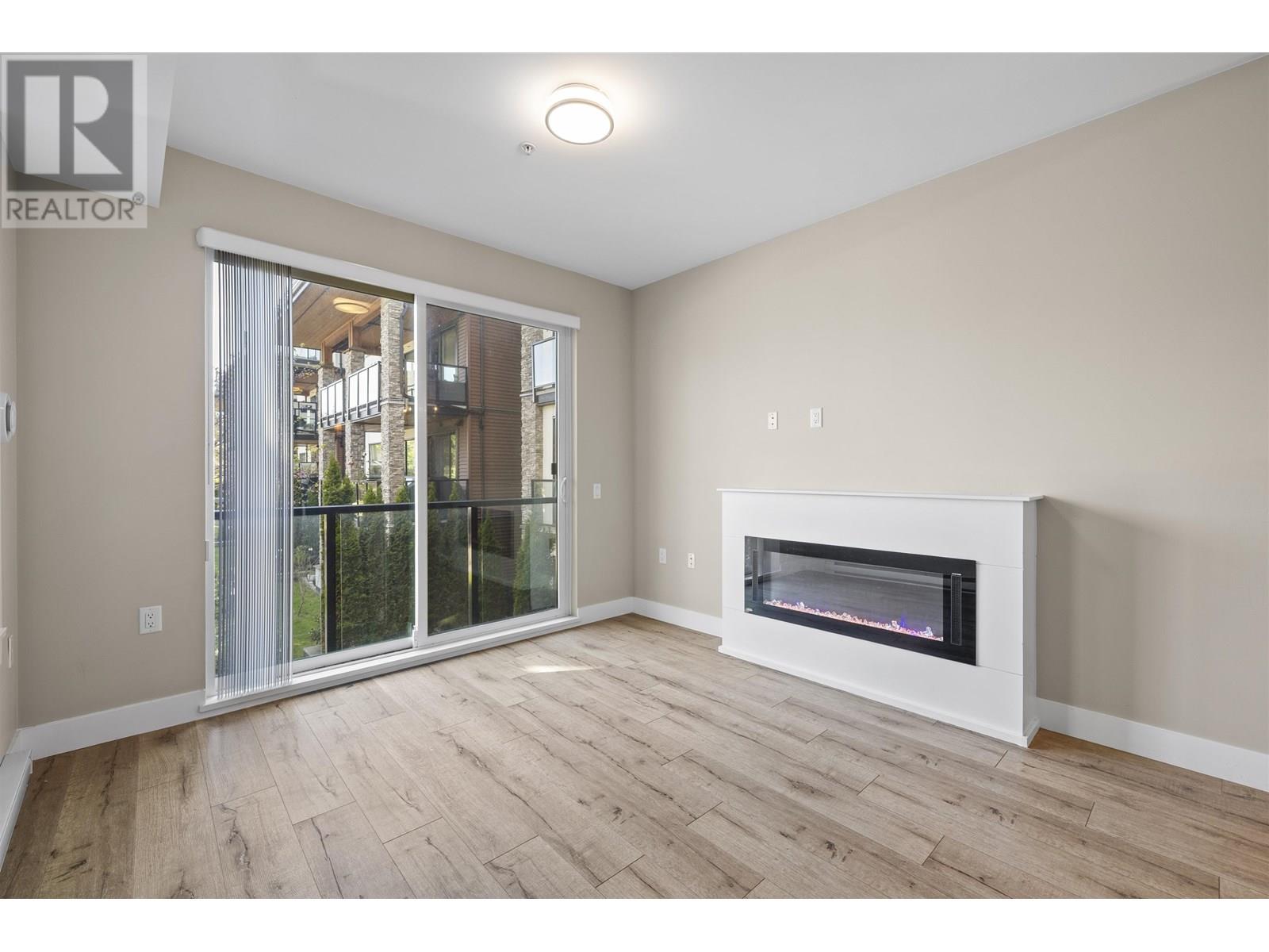 215 12460 191 STREET, Pitt Meadows real estate listing R2999513