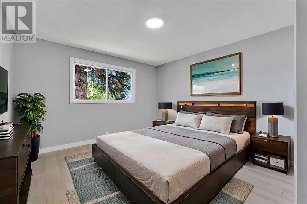Single Family House Bi-level for Sale in  Templeside Road NE Temple Calgary 