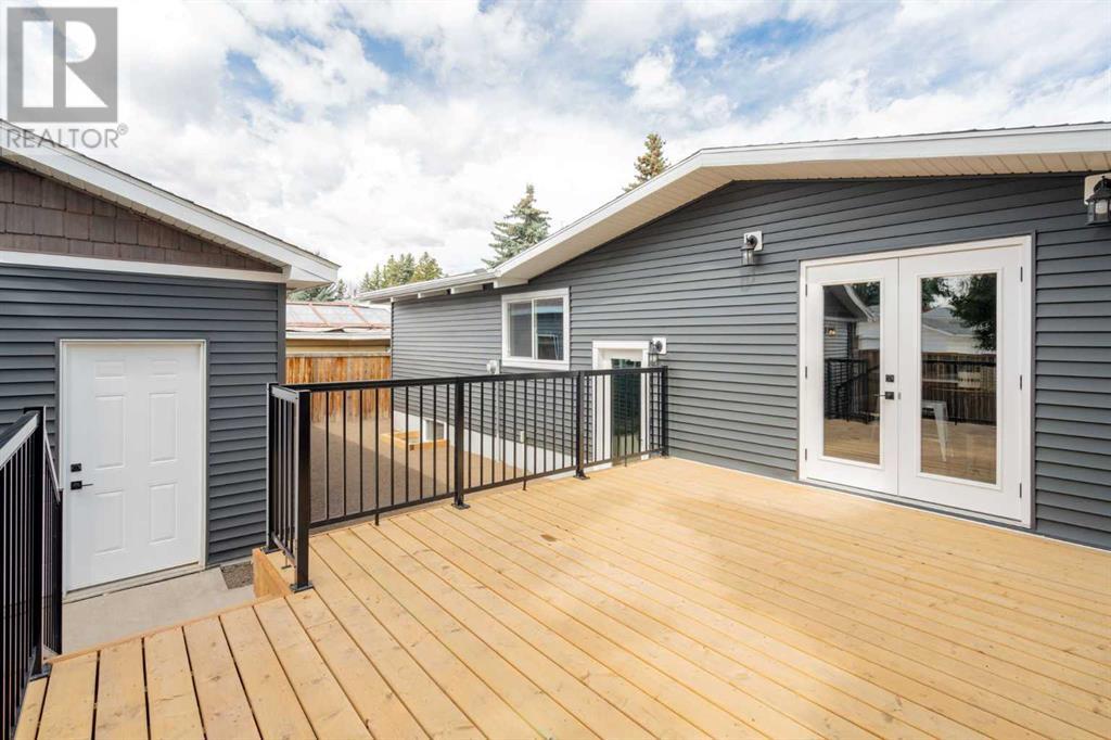 Single Family House Bungalow for Sale in  Brampton Crescent SW Braeside Calgary 