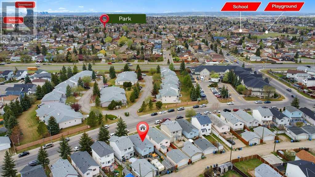 Single Family House Bi-level for Sale in  Catalina Boulevard NE Monterey Park Calgary 