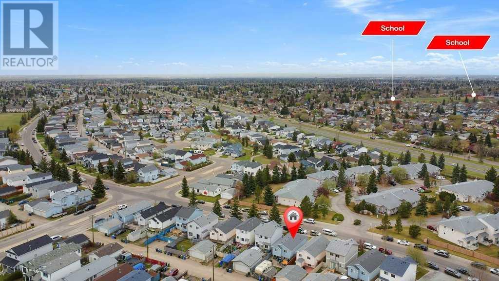 Single Family House Bi-level for Sale in  Catalina Boulevard NE Monterey Park Calgary 