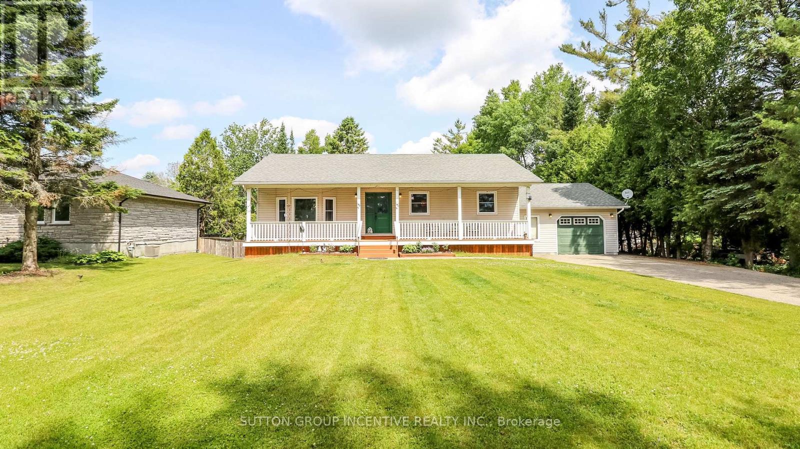 Photo 25 of 54 Mill Street E, Springwater ON