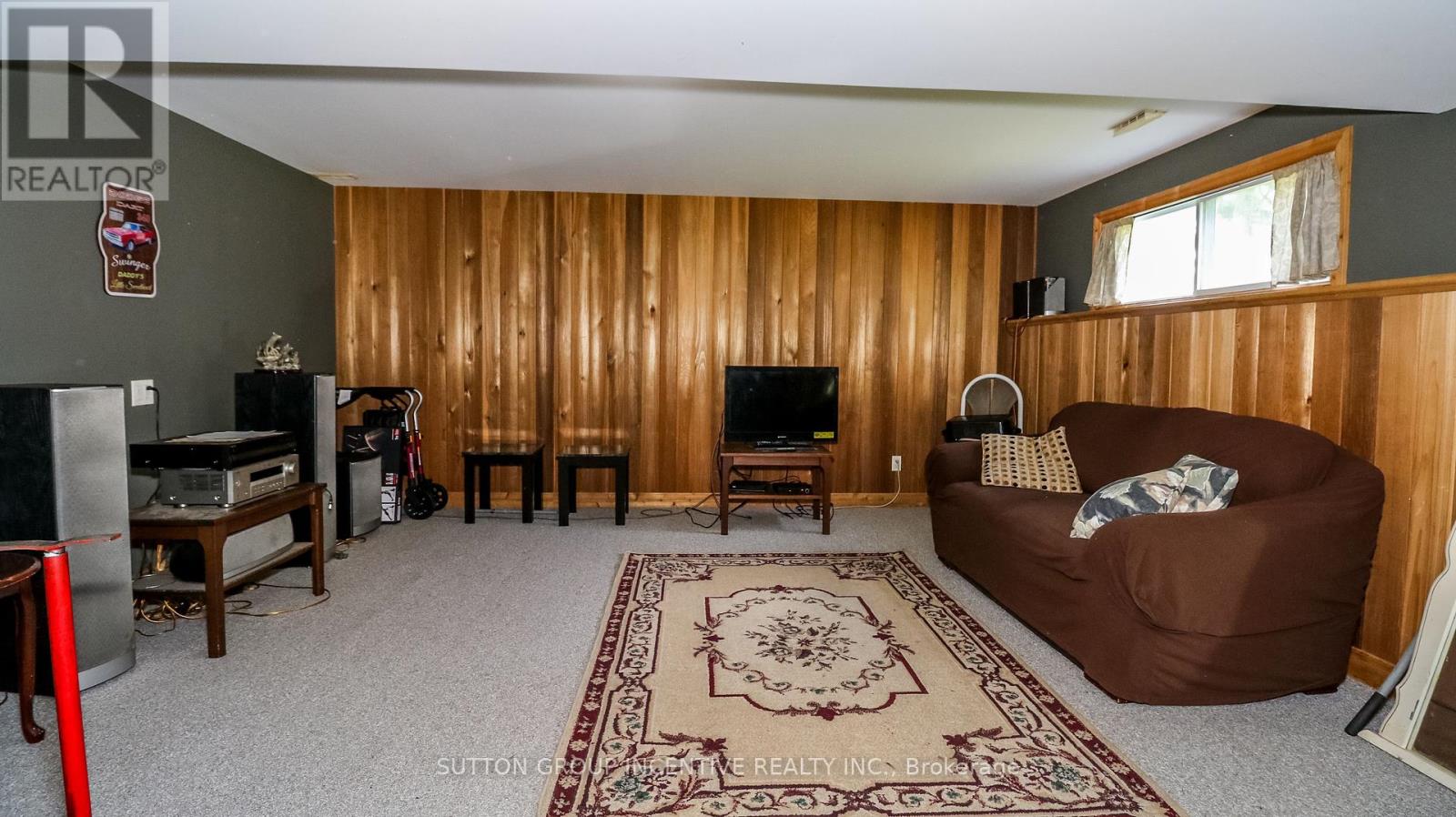 Photo 33 of 54 Mill Street E, Springwater ON
