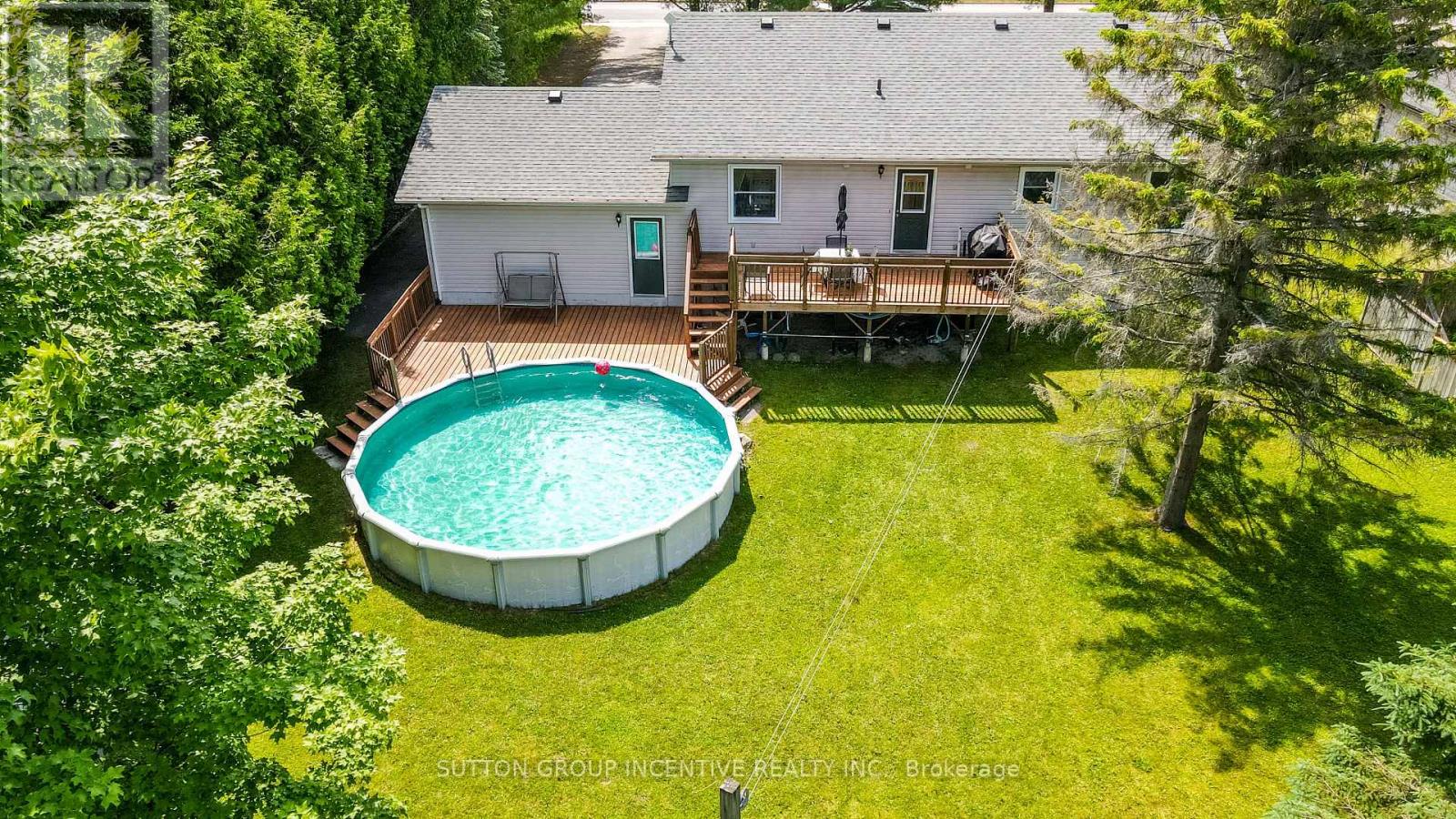 Photo 17 of 54 Mill Street E, Springwater ON