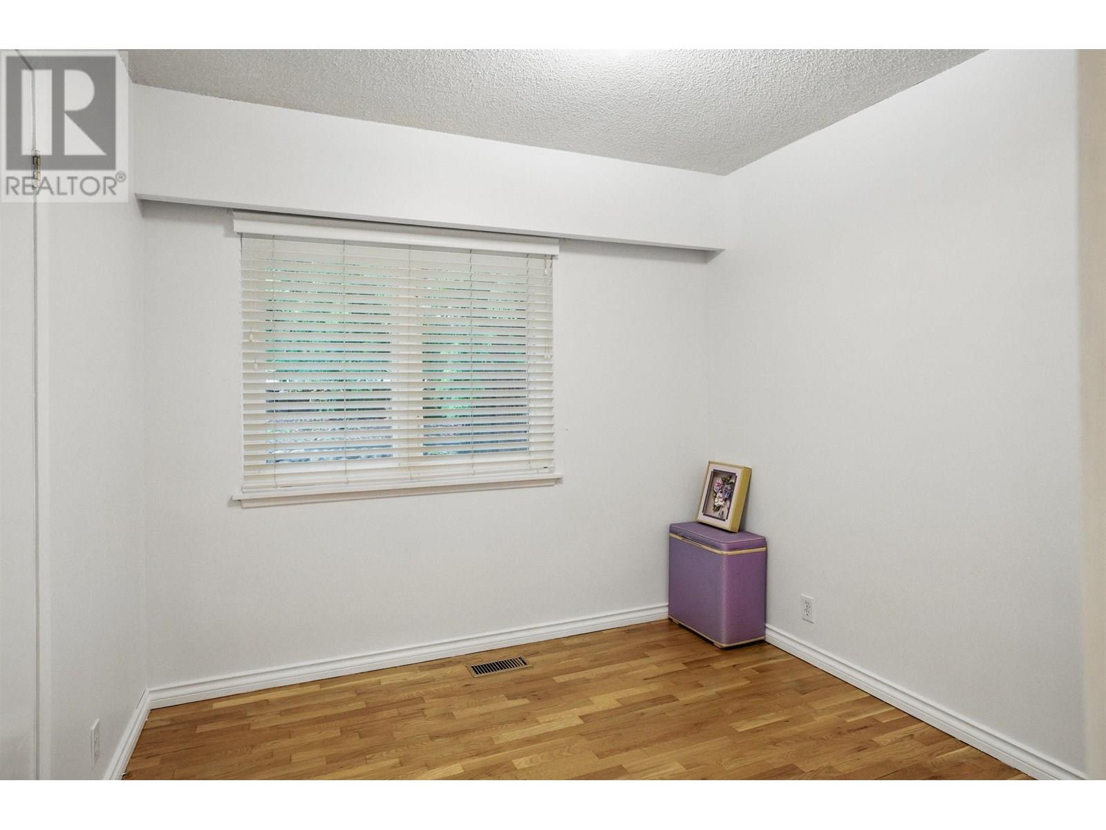 479 E 29TH STREET, North Vancouver