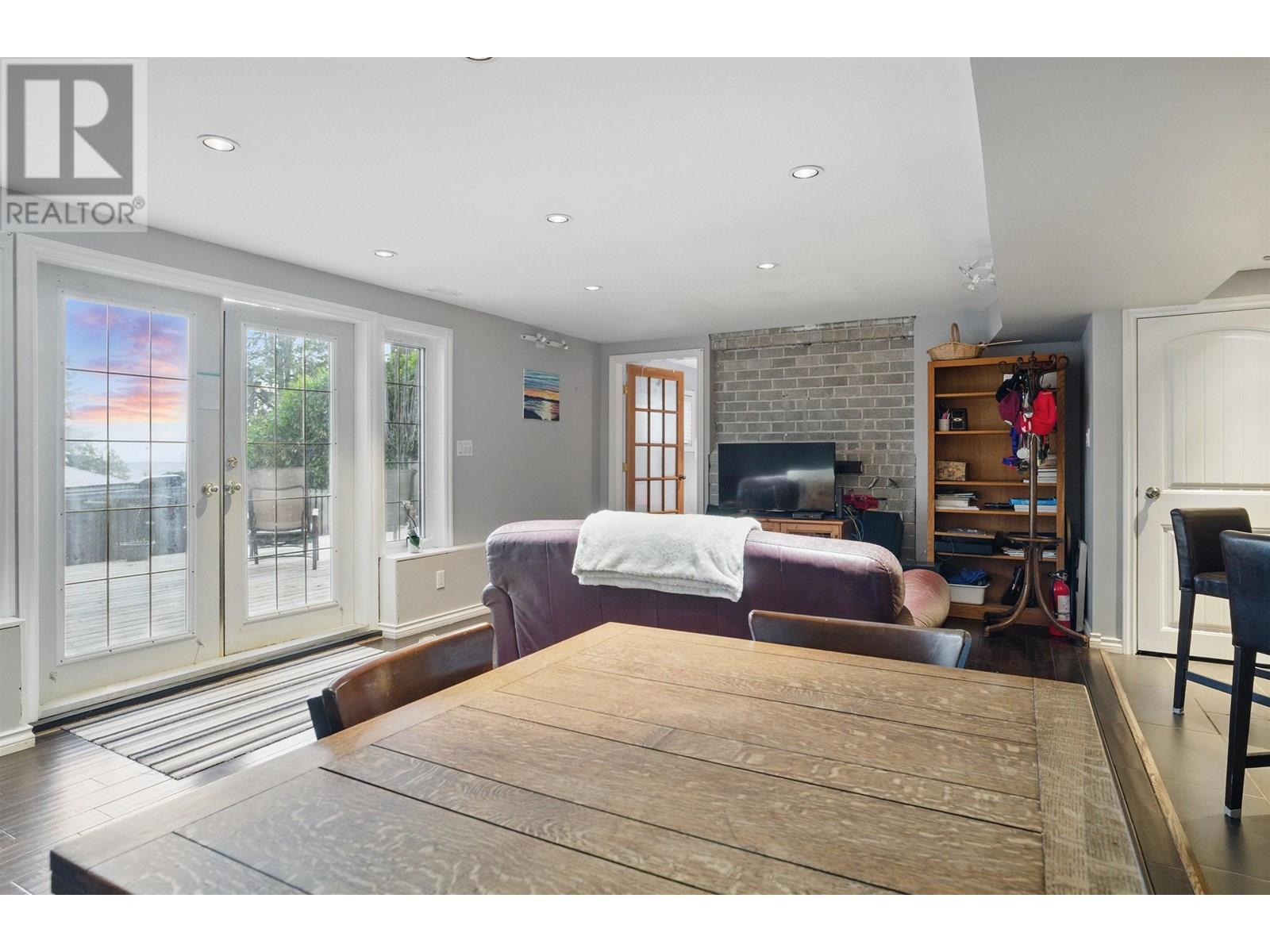 479 E 29TH STREET, North Vancouver