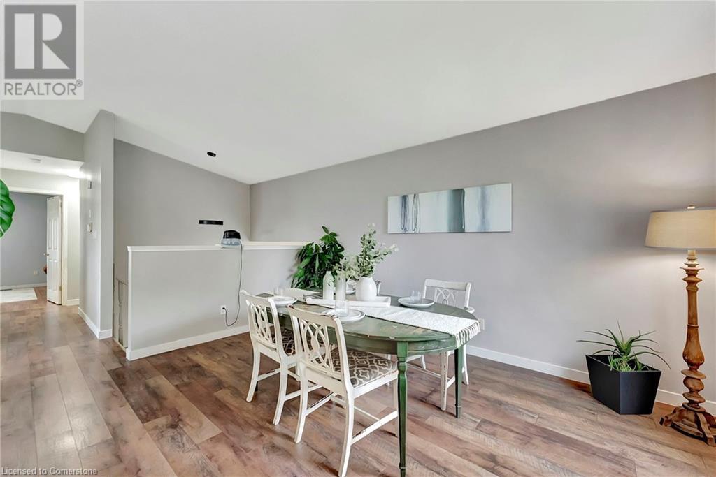 Photo 46 of 4969 Alexandra Avenue, Beamsville ON