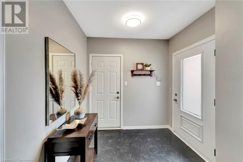 Photo 22 of 4969 Alexandra Avenue, Beamsville ON