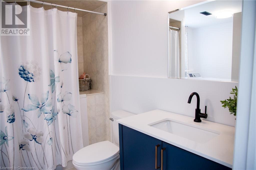 Photo 38 of 4969 Alexandra Avenue, Beamsville ON