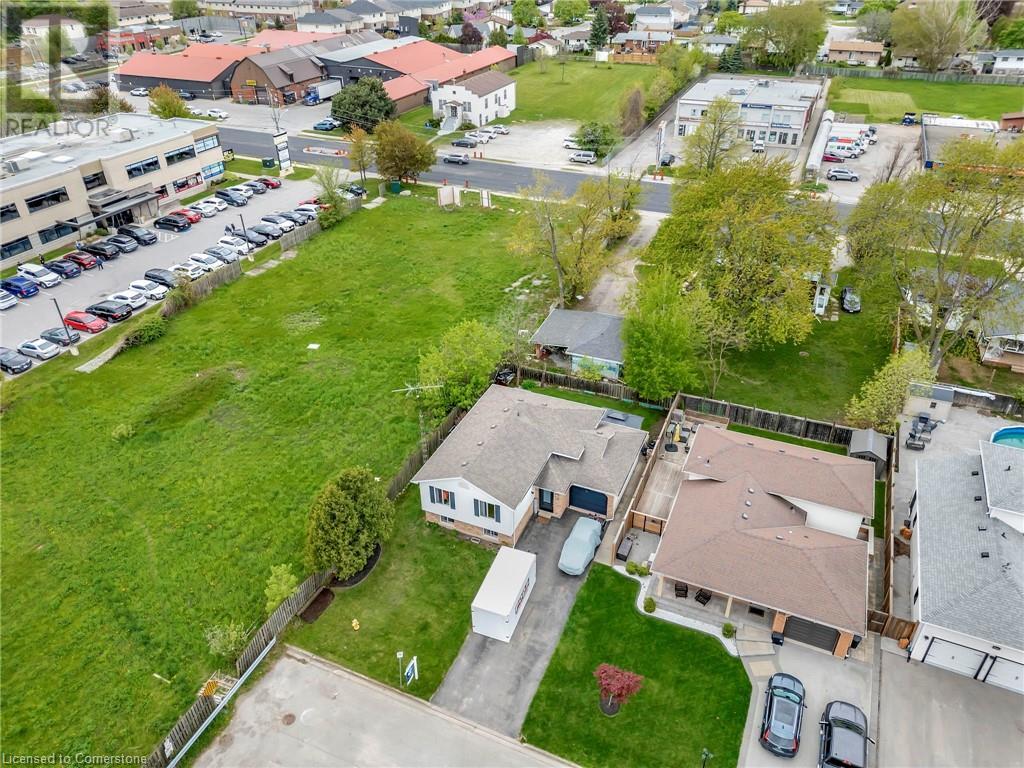 Photo 41 of 4969 Alexandra Avenue, Beamsville ON