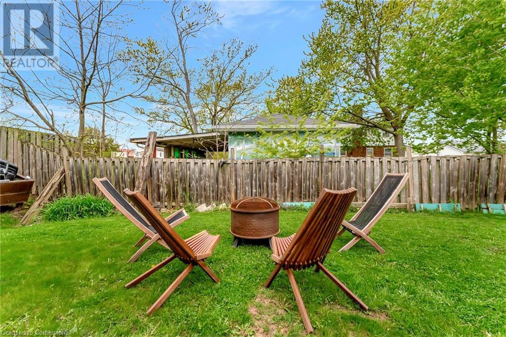 Photo 37 of 4969 Alexandra Avenue, Beamsville ON