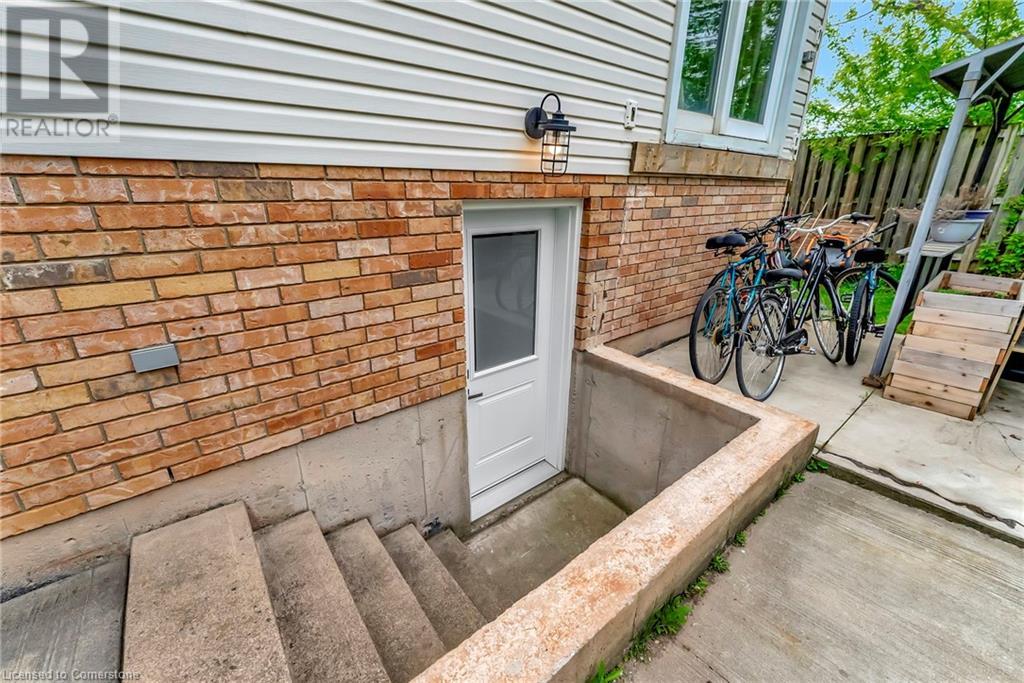 Photo 36 of 4969 Alexandra Avenue, Beamsville ON
