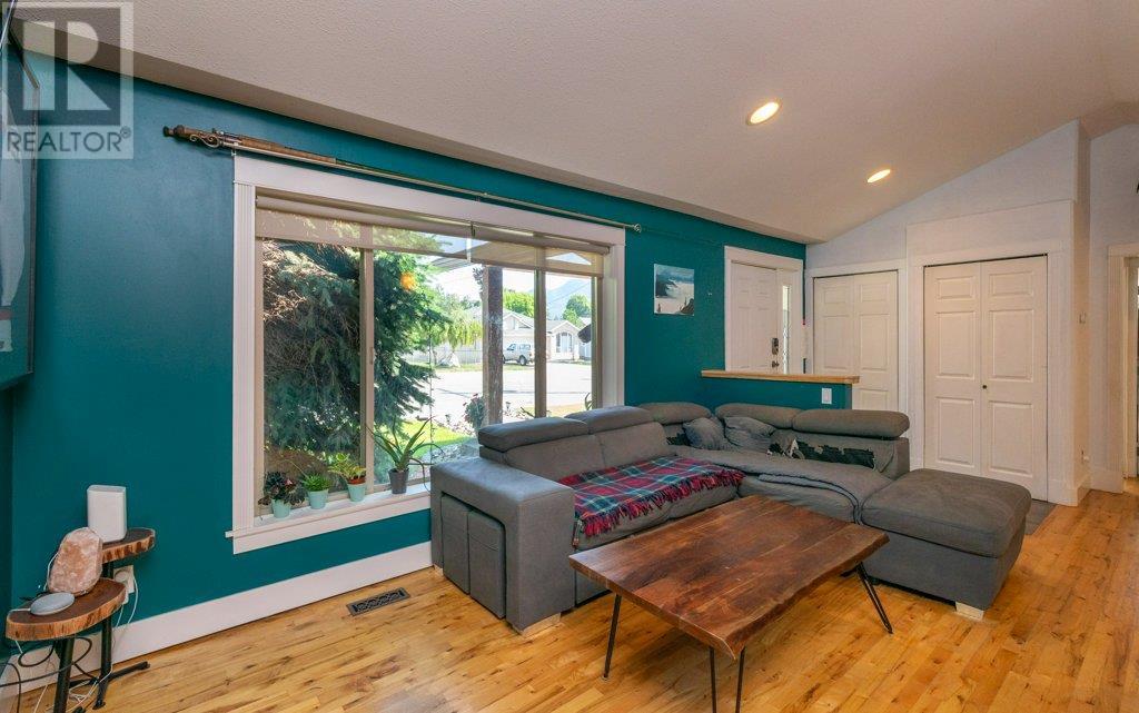 714 Stanley Avenue, Enderby