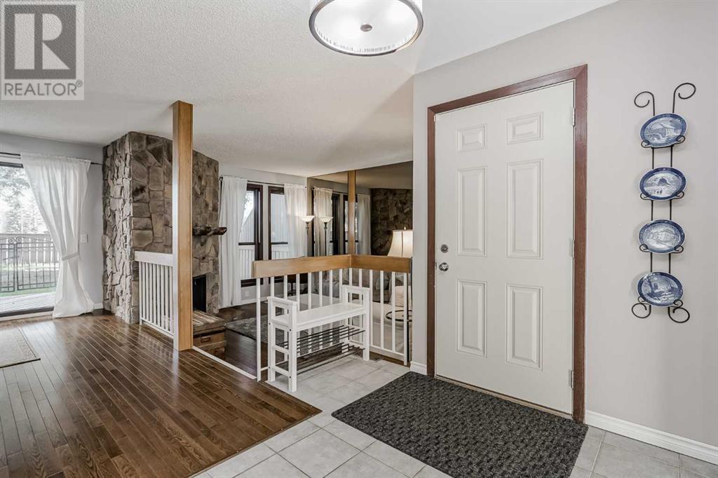 Single Family House for Sale in    Street SW Braeside Calgary 