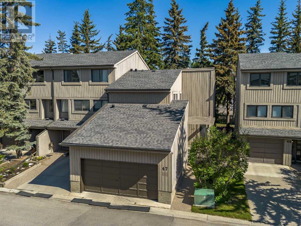 Single Family House for Sale in    Street SW Braeside Calgary 